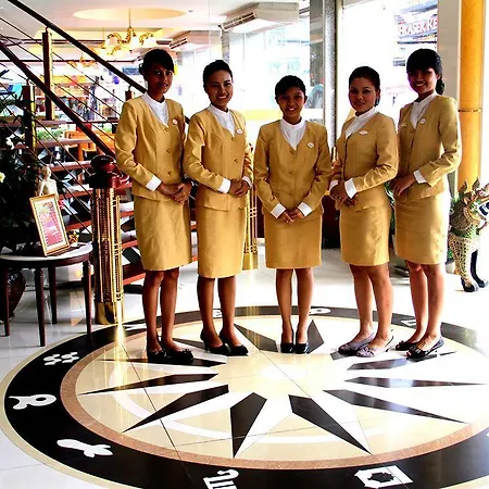 The Grand Lodge Pattaya By Zuzu
